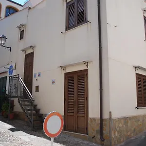 Appartamento La Cernia Bruna In Town, Isola di Ustica